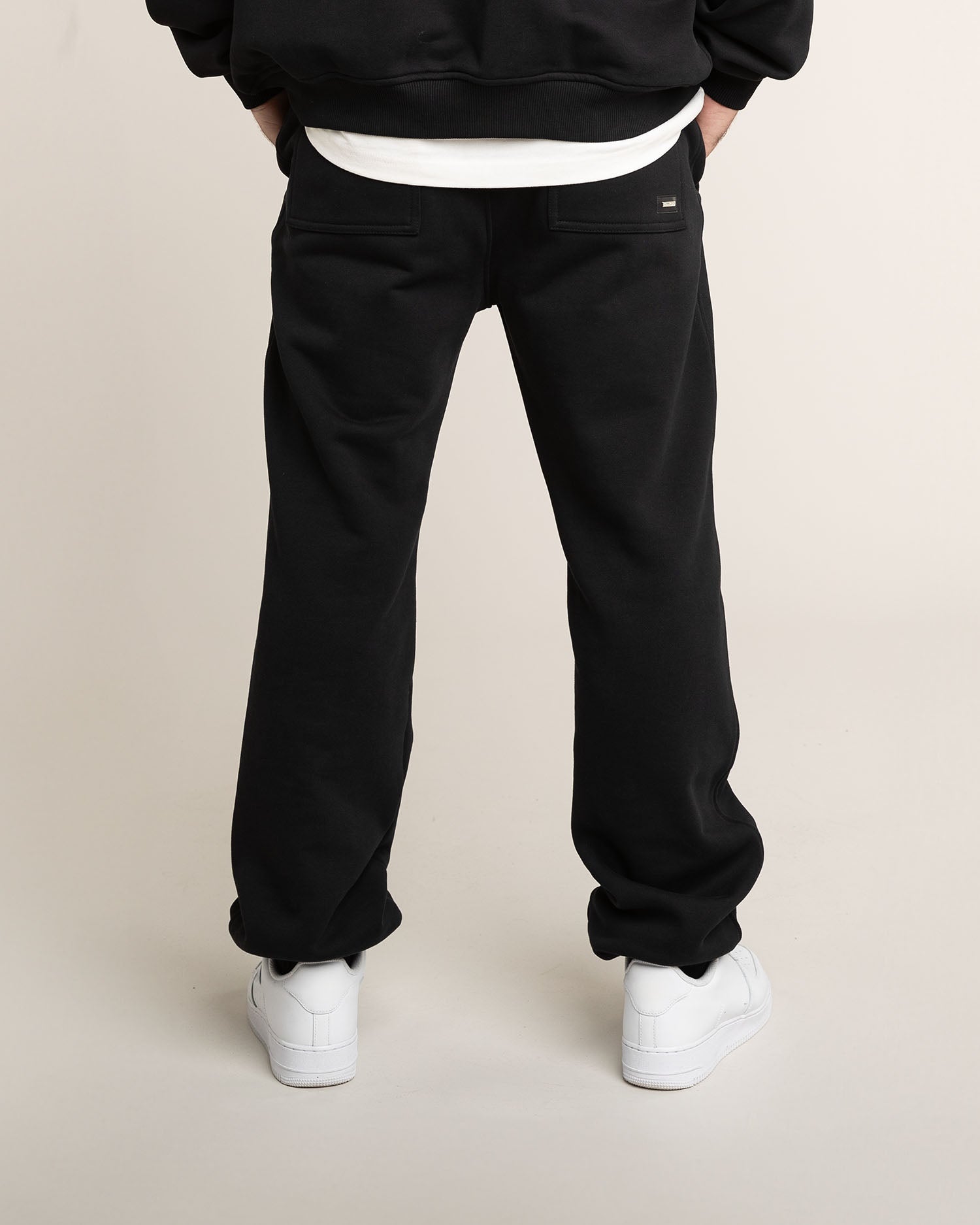 Baggy Jogginghose Herren Schwarz, 100% Baumwolle, breite Passform, Rückansicht