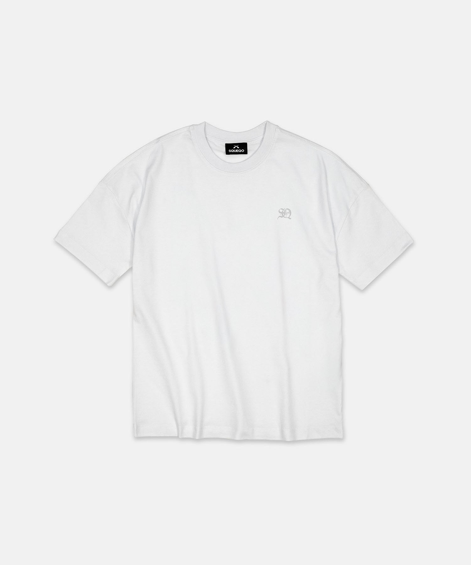 Elodie Damen T-Shirt weiß normaler Schnitt mit kleinem SQ Monogramm Logo auf der Brust
