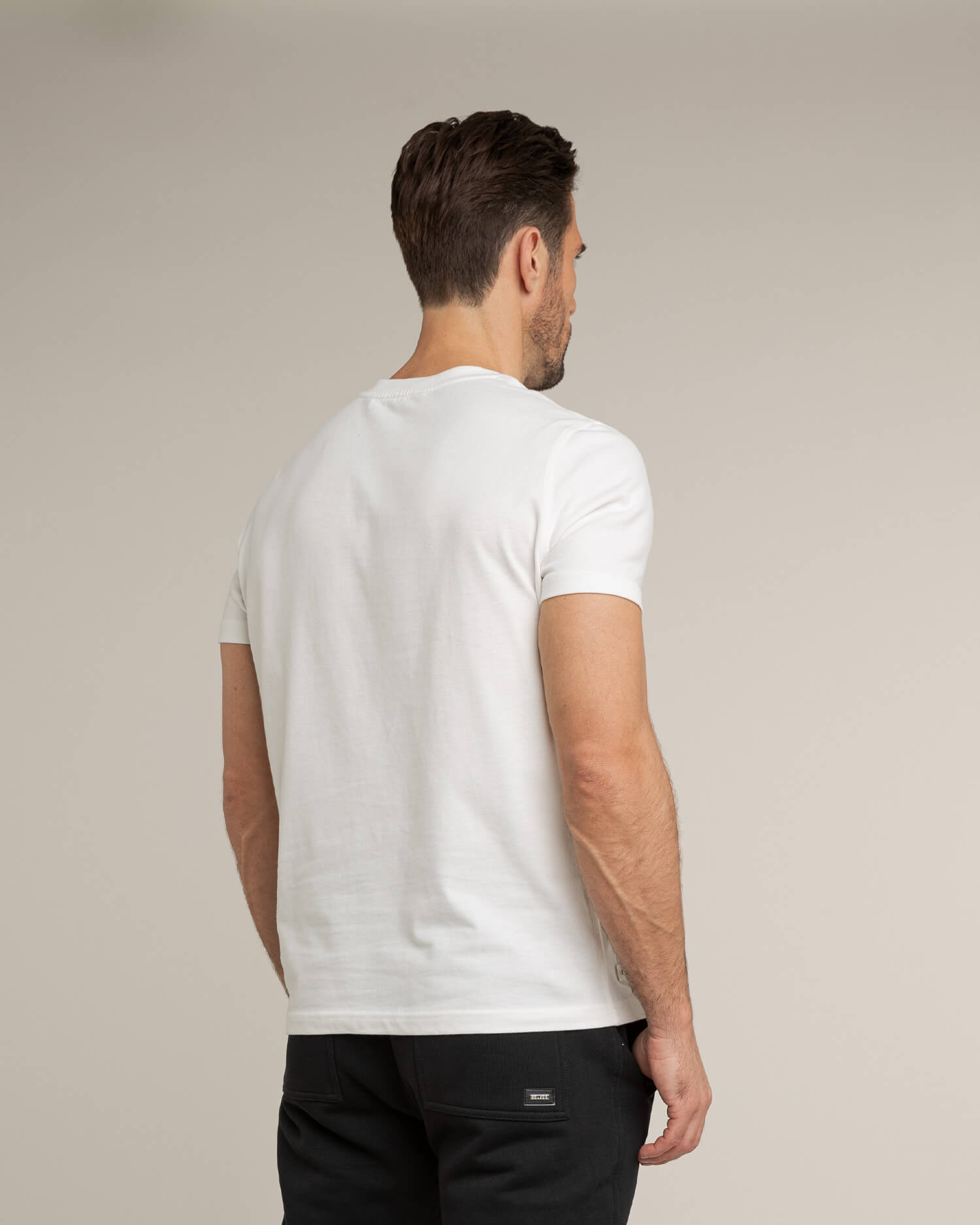 Herren Baumwoll Basic T Shirt mit Tasche Weiß Off White Rückenansicht