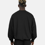 Rückansicht des SQUEQO Oversized Sweatshirts in Schwarz