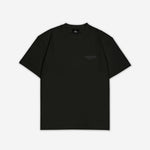 Schwarzes T-Shirt mit monochromem Studio Berlin SQUEQO Print, Vorderansicht.